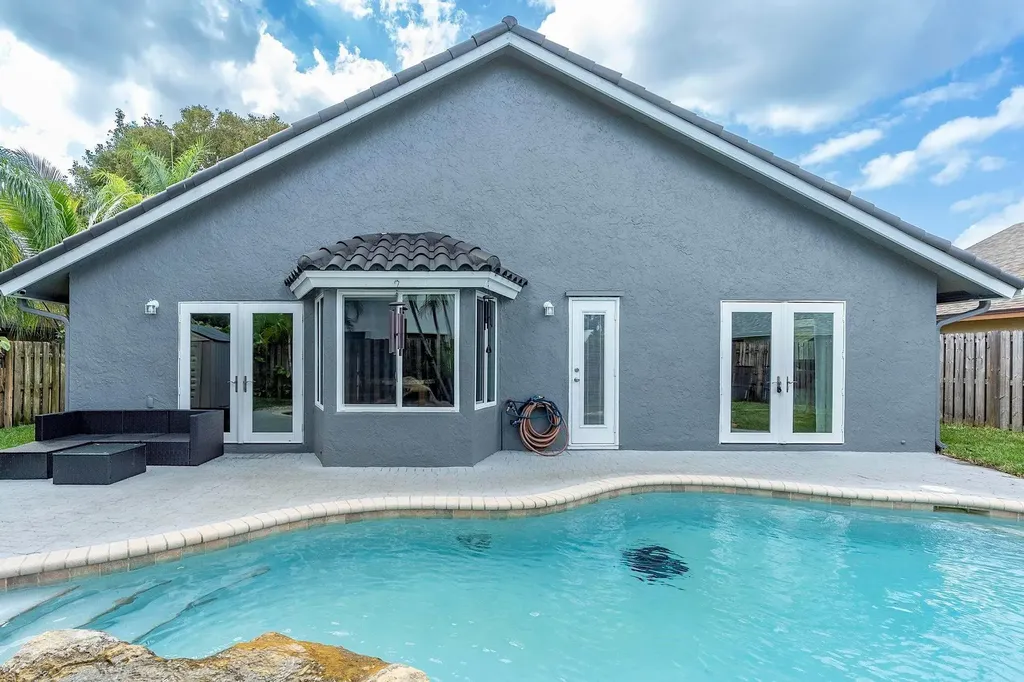 2822 NW 111th Avenue Sunrise FL 33322