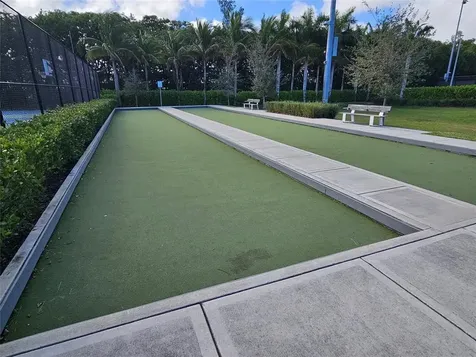 580 Egret Drive Hallandale Beach FL 33009