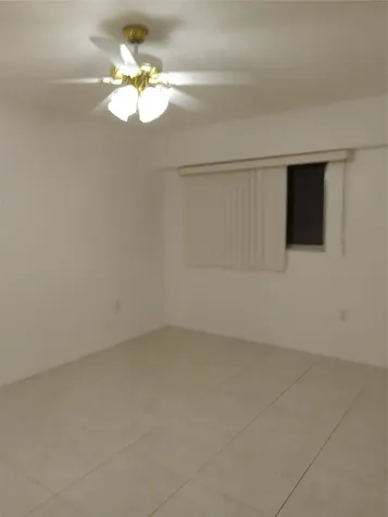 901 SW 138 Pembroke Pines FL 33027