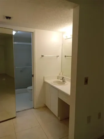 901 SW 138 Pembroke Pines FL 33027