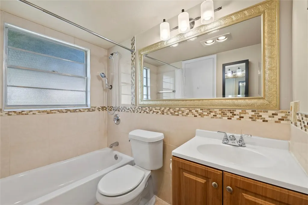 28 Prescott B Deerfield Beach FL 33442