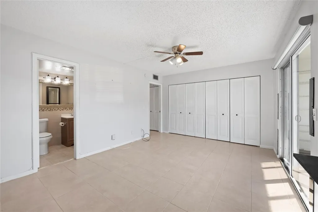 28 Prescott B Deerfield Beach FL 33442