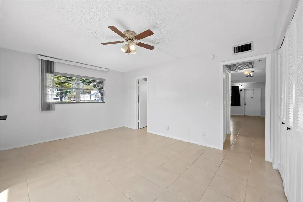 28 Prescott B Deerfield Beach FL 33442