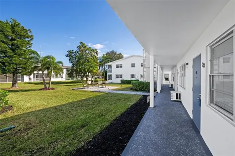 28 Prescott B Deerfield Beach FL 33442
