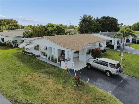 4290 NW 49th Terrace Lauderdale Lakes FL 33319