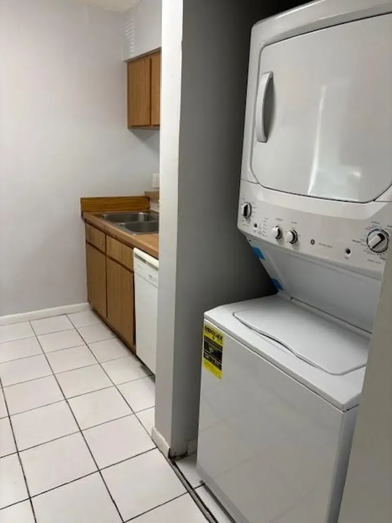 Coral Springs FL 33071