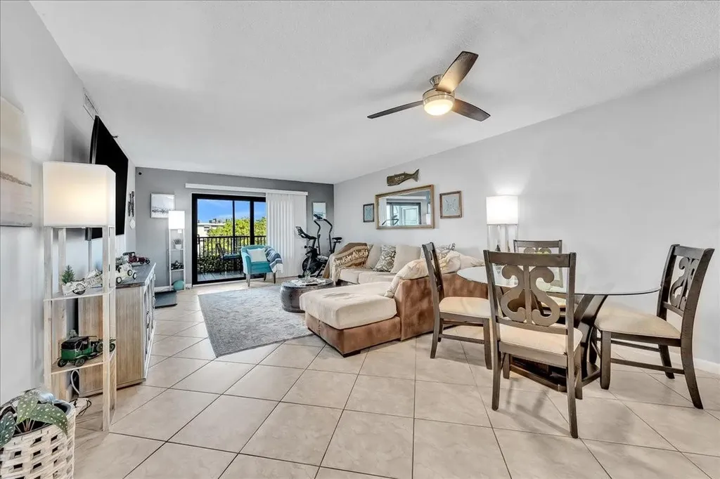 2217 Cypress Island Drive Pompano Beach FL 33069