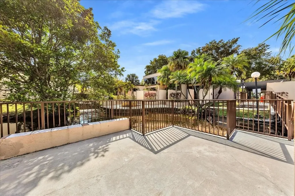 2217 Cypress Island Drive Pompano Beach FL 33069
