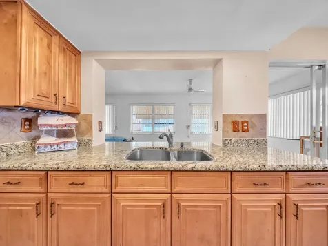 4212 NW 47th Court Tamarac FL 33319