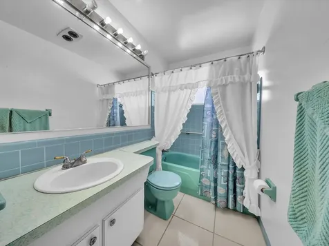 4212 NW 47th Court Tamarac FL 33319