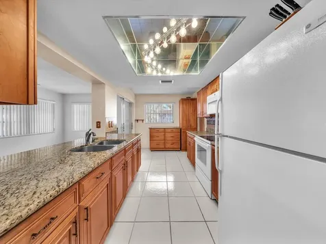 4212 NW 47th Court Tamarac FL 33319