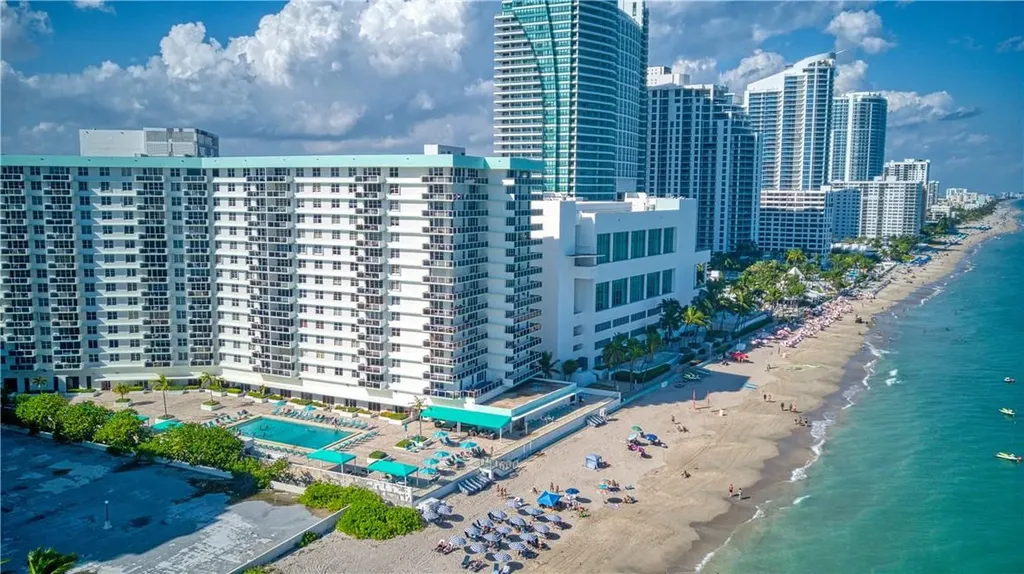 3725 S Ocean Drive Hollywood FL 33019