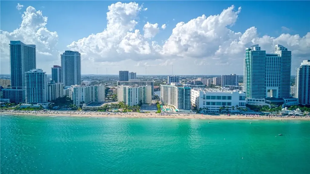 3725 S Ocean Drive Hollywood FL 33019