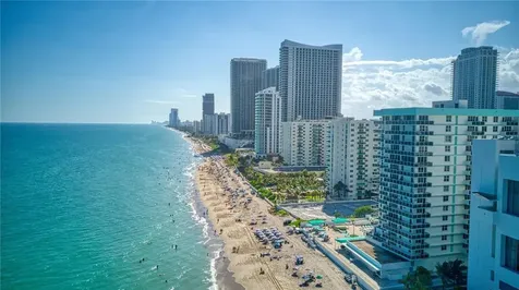 3725 S Ocean Drive Hollywood FL 33019