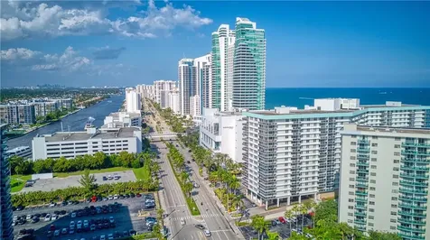 3725 S Ocean Drive Hollywood FL 33019