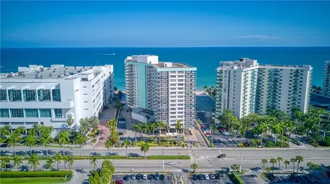 3725 S Ocean Drive Hollywood FL 33019