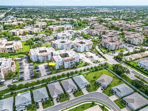 2850 Somerset Drive Lauderdale Lakes FL 33311