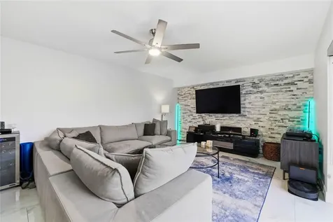 1017 10th West Palm Beach FL 33407