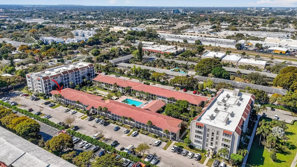 250 NE 20th Street Boca Raton FL 33431