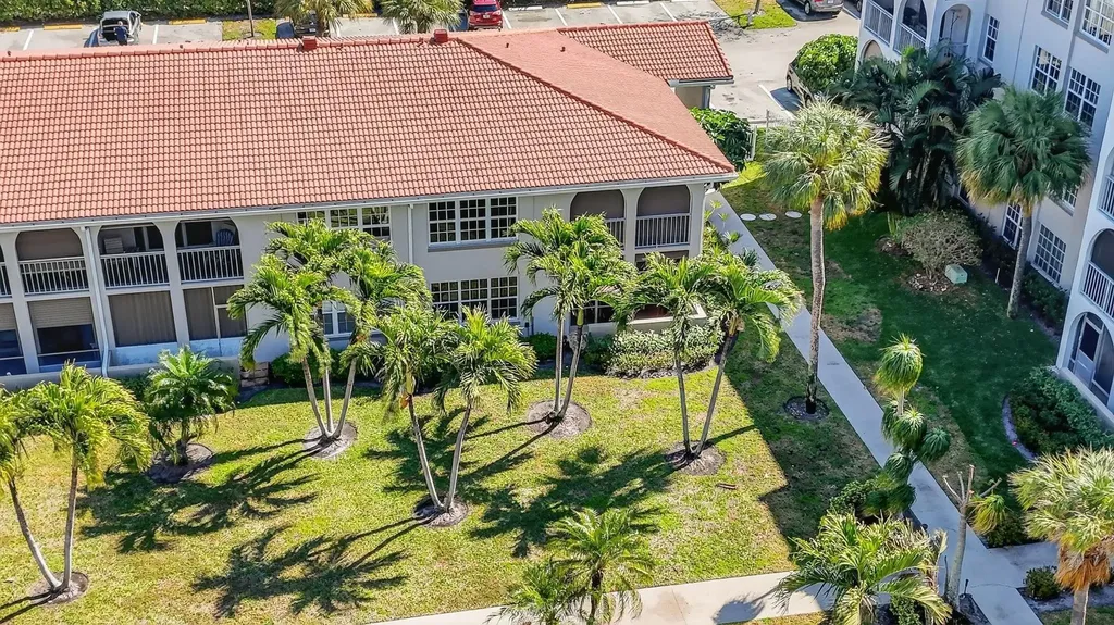 250 NE 20th Street Boca Raton FL 33431