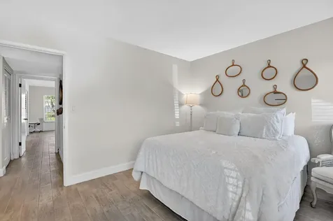 250 NE 20th Street Boca Raton FL 33431