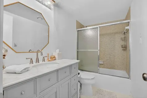 250 NE 20th Street Boca Raton FL 33431