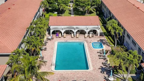 250 NE 20th Street Boca Raton FL 33431