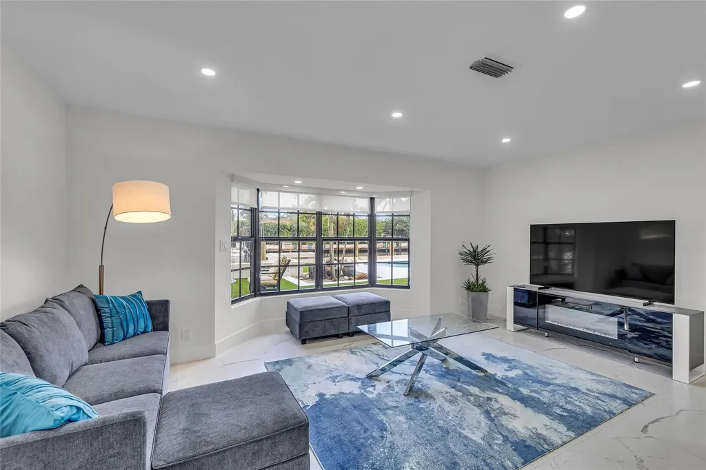 616 3rd Key Drive Fort Lauderdale FL 33304