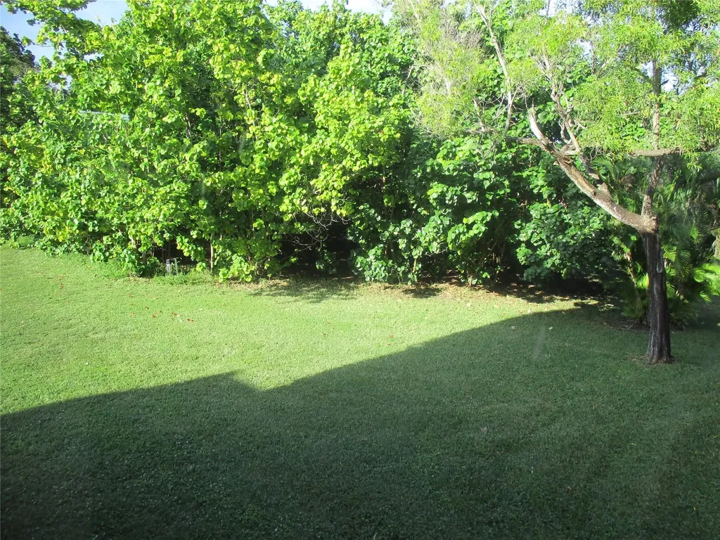 9541 Sunrise Lakes Boulevard Sunrise FL 33322