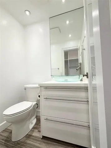 279 Oakridge P Deerfield Beach FL 33442