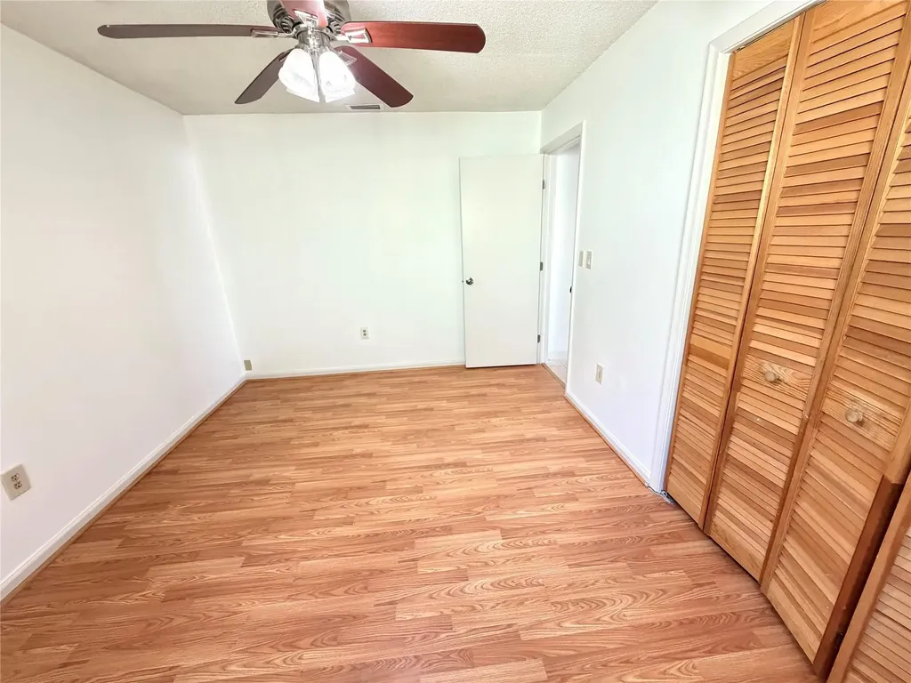 8980 NW 24th Place Sunrise FL 33322