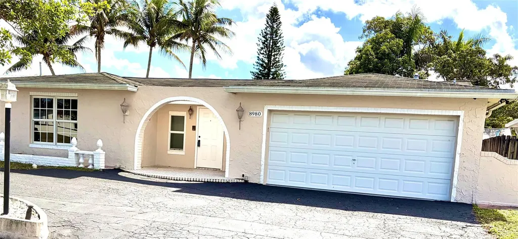 8980 NW 24th Place Sunrise FL 33322