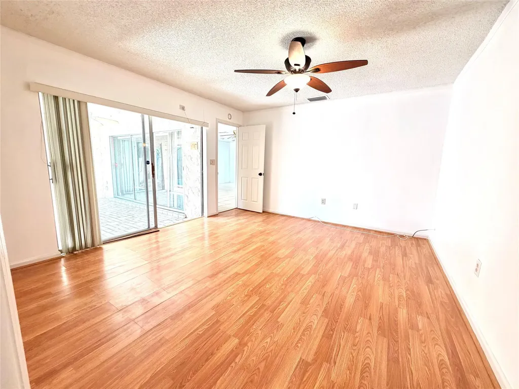 8980 NW 24th Place Sunrise FL 33322