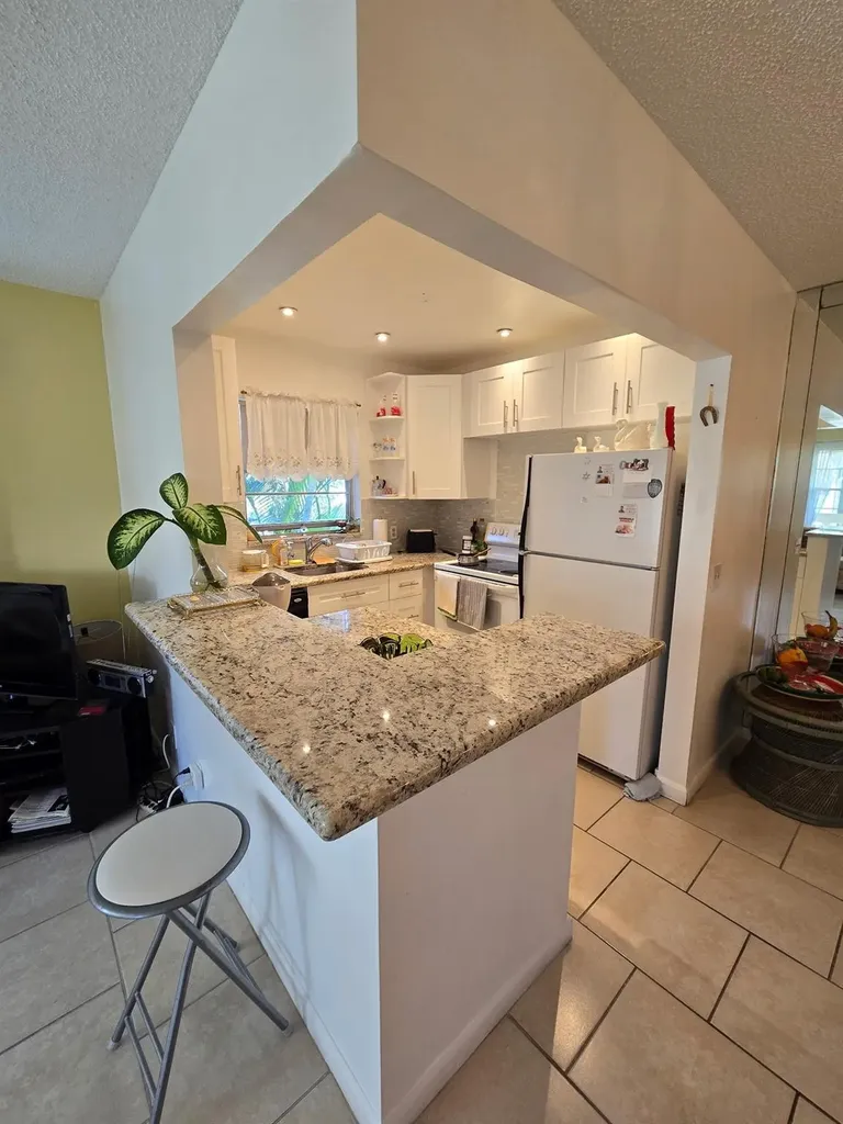 105 Prescott E Deerfield Beach FL 33442