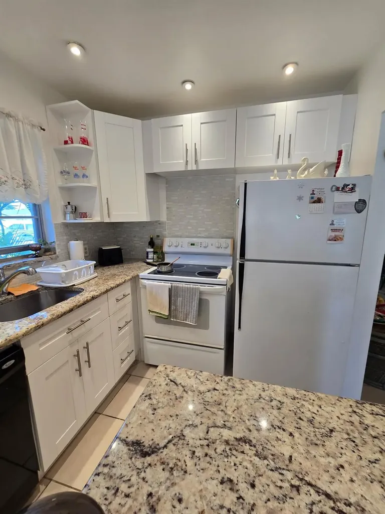 105 Prescott E Deerfield Beach FL 33442