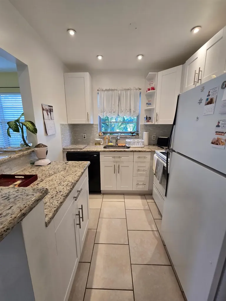 105 Prescott E Deerfield Beach FL 33442