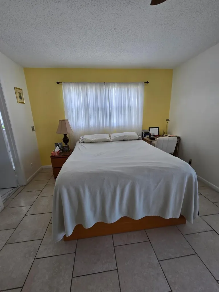 105 Prescott E Deerfield Beach FL 33442