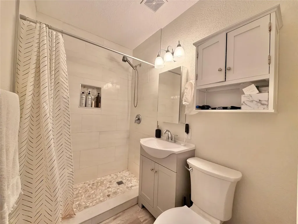 1421 NW 2nd Avenue Fort Lauderdale FL 33311