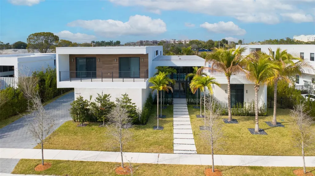 16629 N Botaniko Drive Fort Lauderdale FL 33326