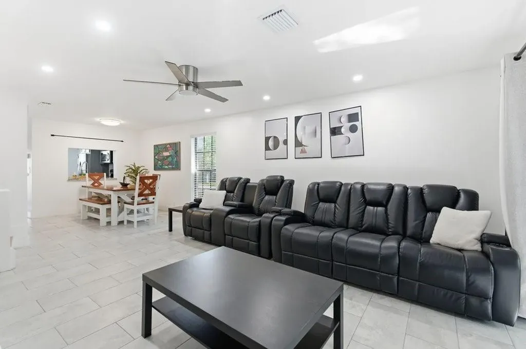 10900 W Sample Road Coral Springs FL 33065