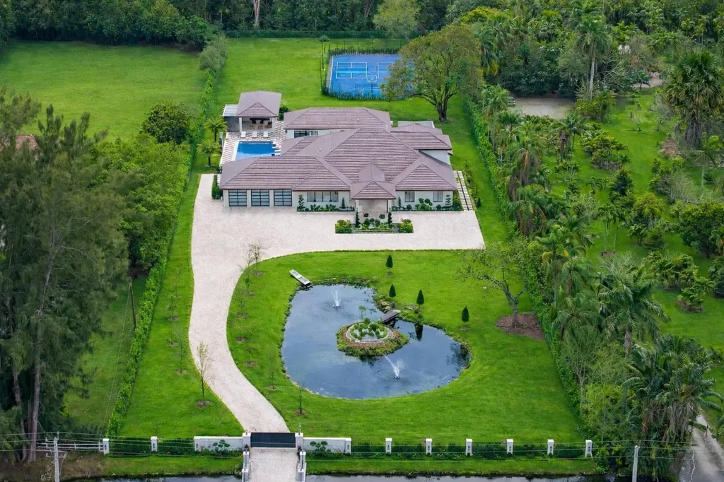 13110 Mustang Trail Southwest Ranches FL 33330