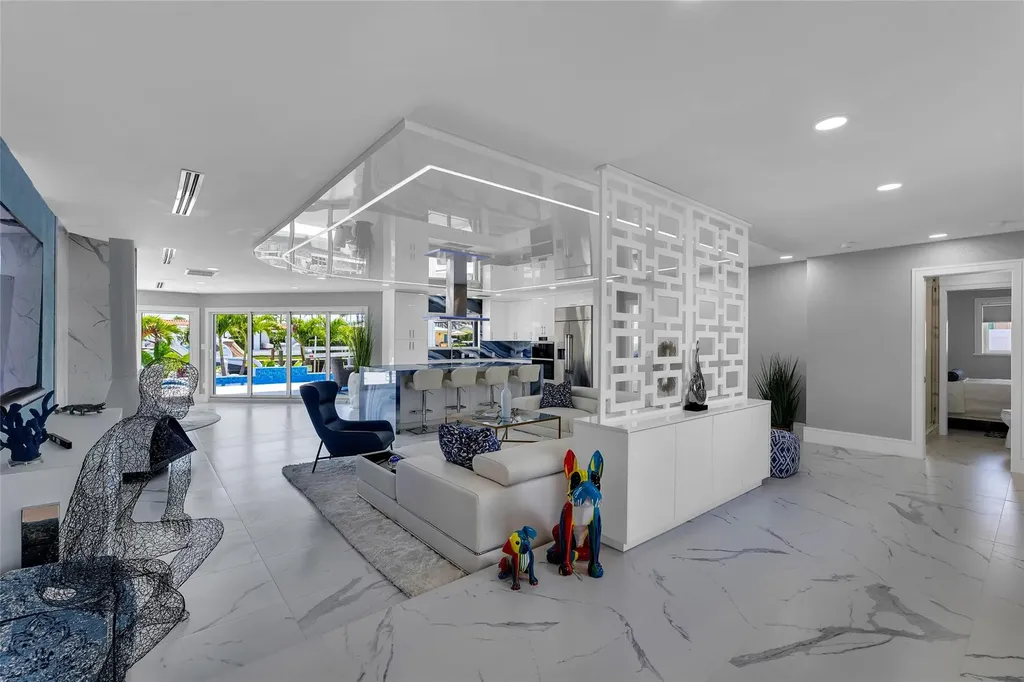 2720 NE 7th Street Pompano Beach FL 33062