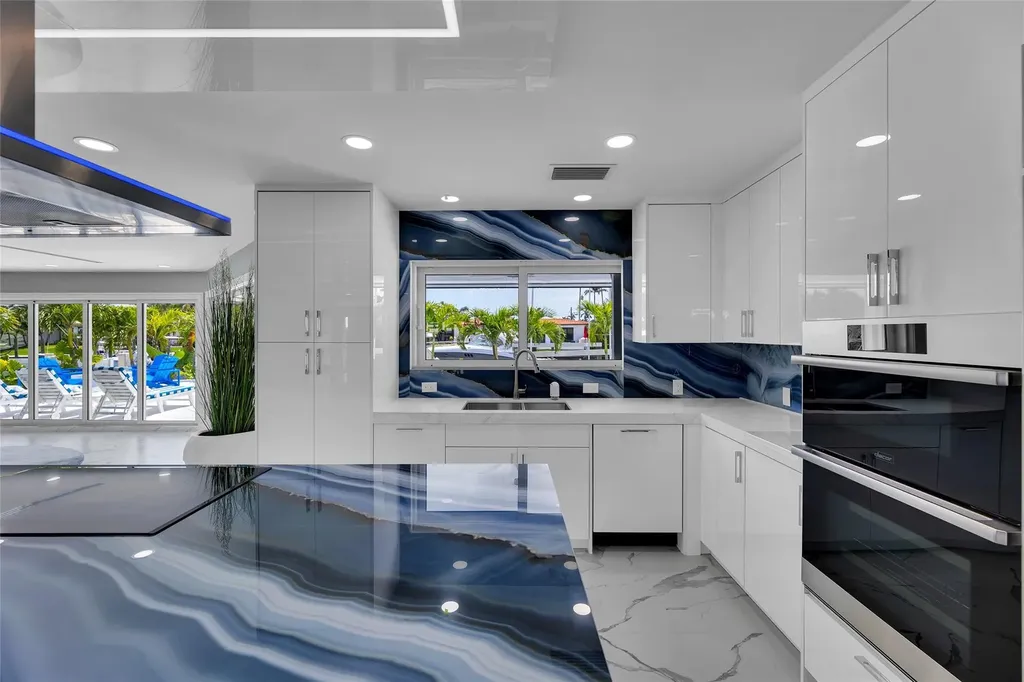 2720 NE 7th Street Pompano Beach FL 33062