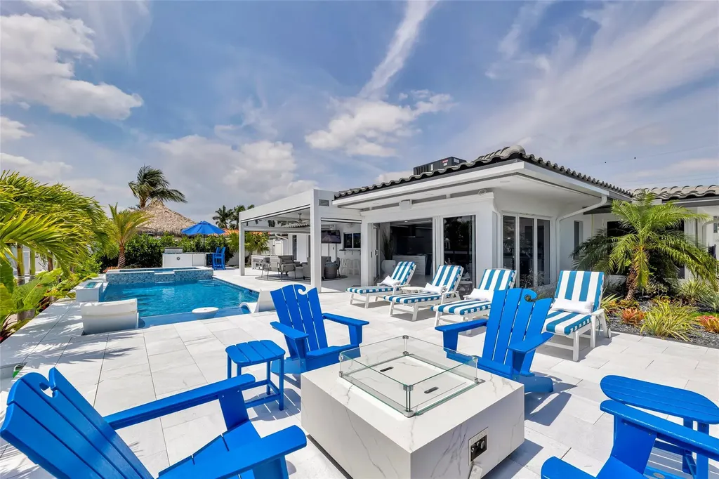 2720 NE 7th Street Pompano Beach FL 33062
