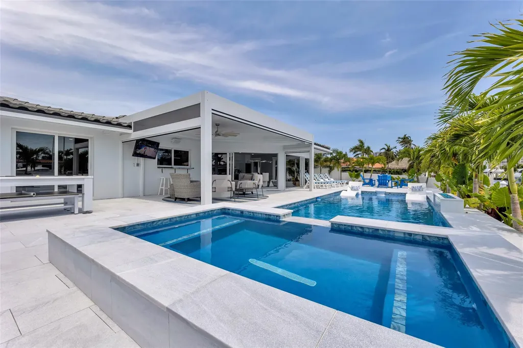 2720 NE 7th Street Pompano Beach FL 33062