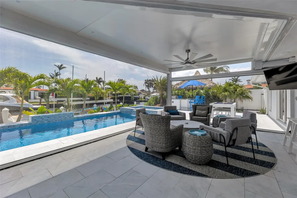 2720 NE 7th Street Pompano Beach FL 33062