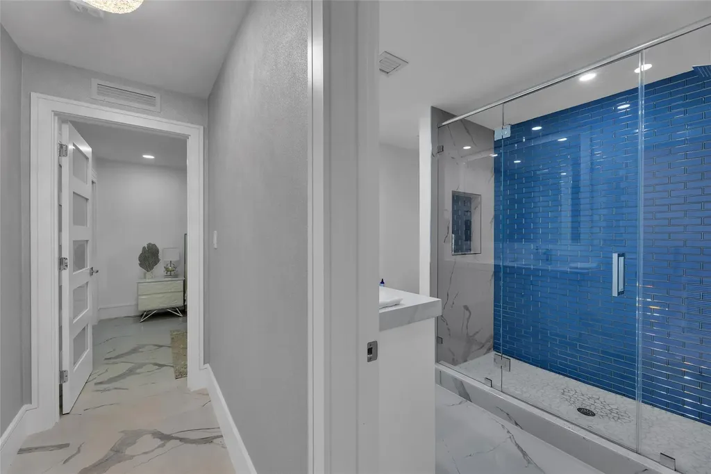 2720 NE 7th Street Pompano Beach FL 33062