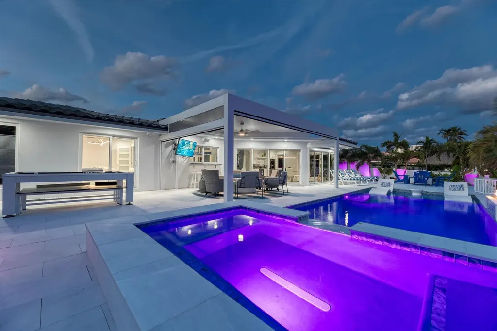 2720 NE 7th Street Pompano Beach FL 33062