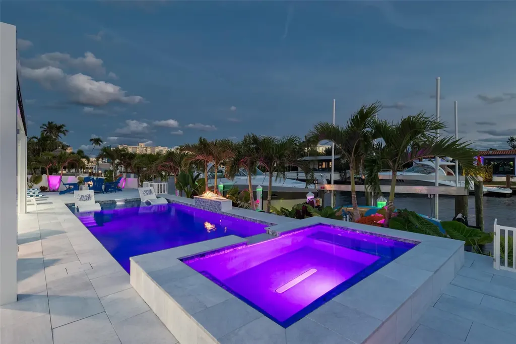 2720 NE 7th Street Pompano Beach FL 33062
