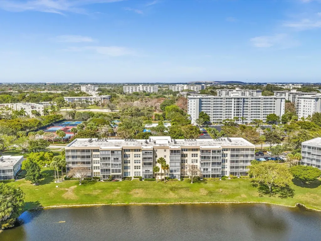 4030 W Palm Aire Drive Pompano Beach FL 33069